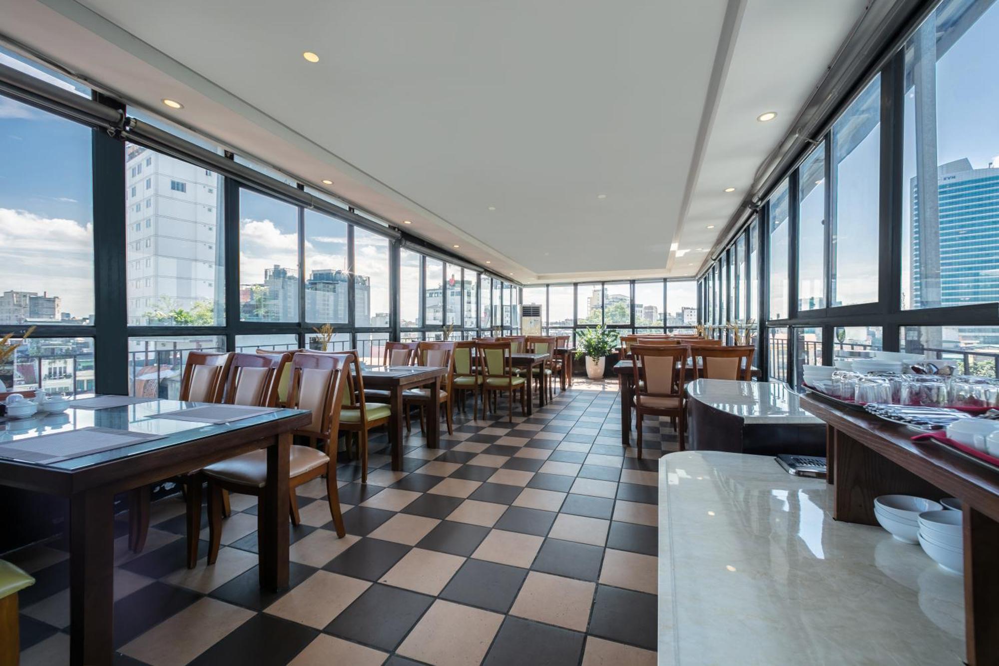 A25 Hotel - 15 Hang Than — Photos 1